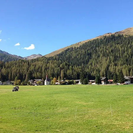 Ferienwohnung Ginseng Davos Zimmer foto
